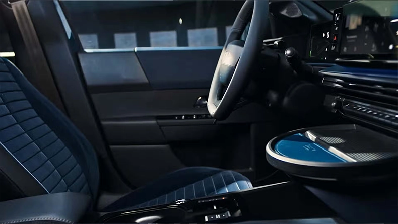 Interni Laterali - Lancia Ypsilon - Pulzoni Antonelli Auto